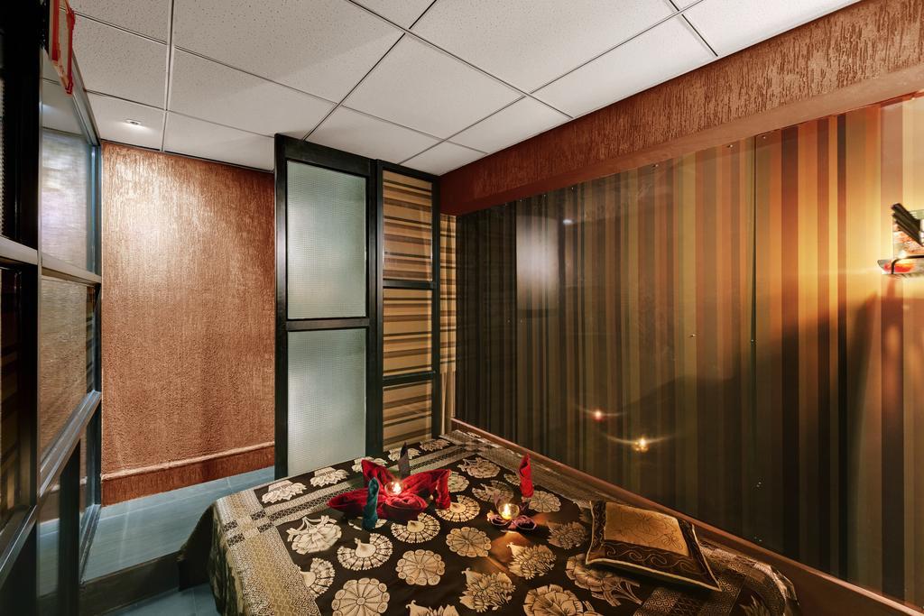 אחמדאבאד Comfort Inn Sunset מראה חיצוני תמונה