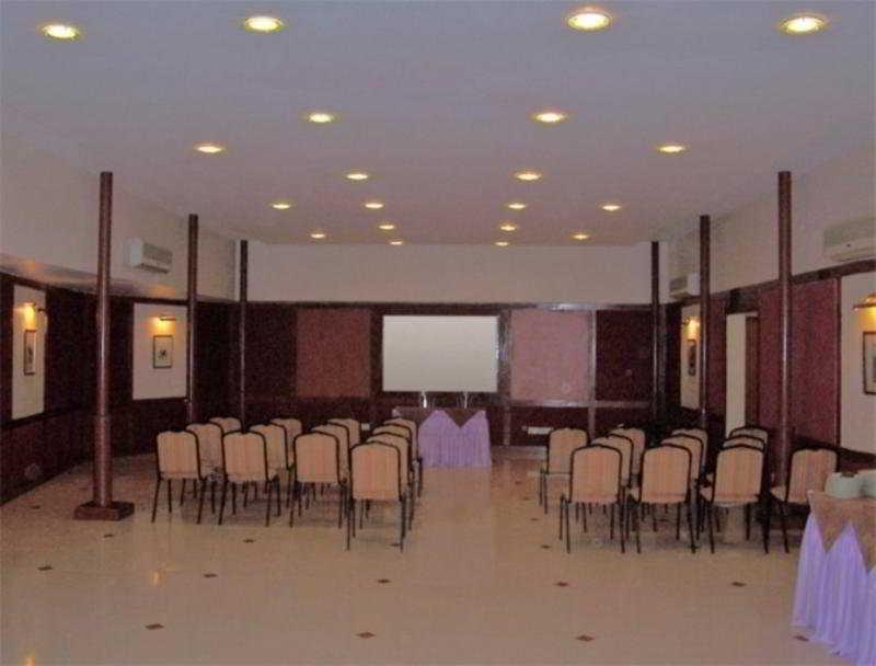 אחמדאבאד Comfort Inn Sunset מתקנים תמונה