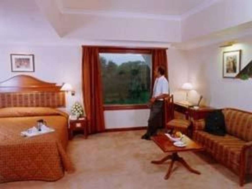 אחמדאבאד Comfort Inn Sunset חדר תמונה